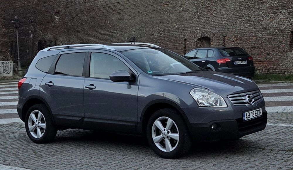Nissan Qashqai   2.0  Diesel/An 2010/ 7 Locuri