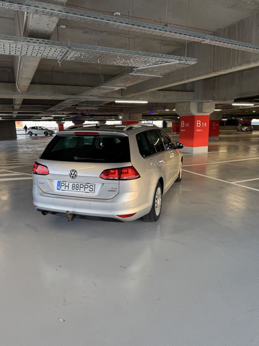 VOLKSWAGEN Golf 2013 — imagine 4