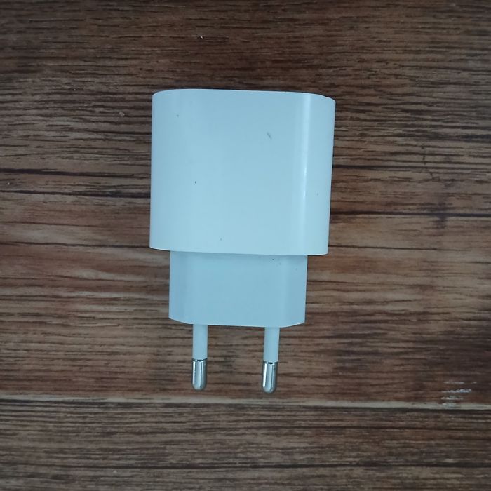 Продам адаптер iPhone