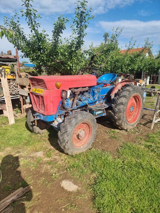 Vând tractor same