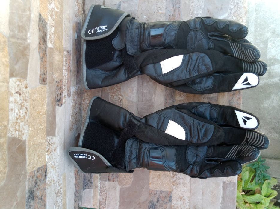 Мото ръкавици Dainese