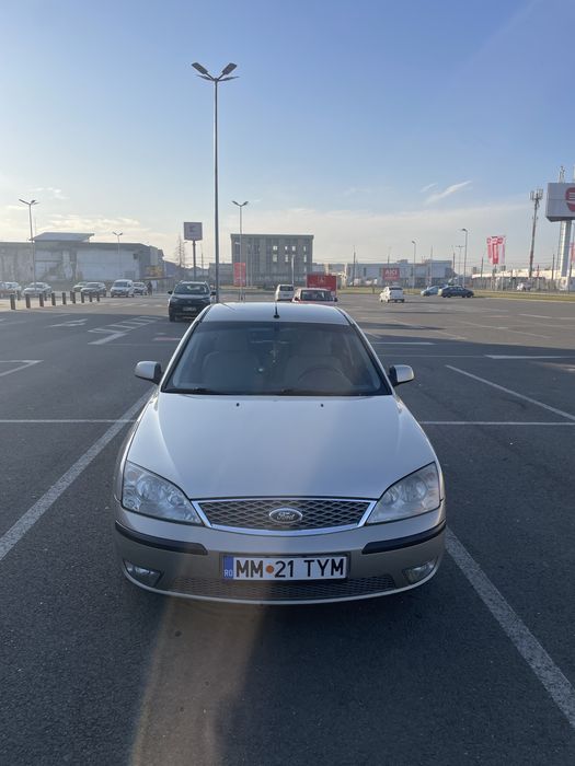 Vând Ford Mondeo