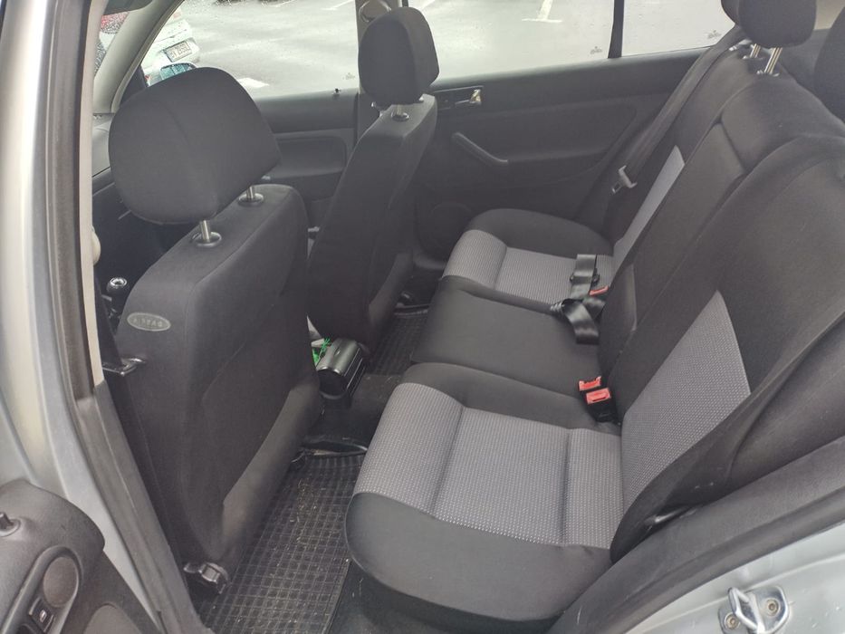 GOLF  IV    1.4 benzina 16 V