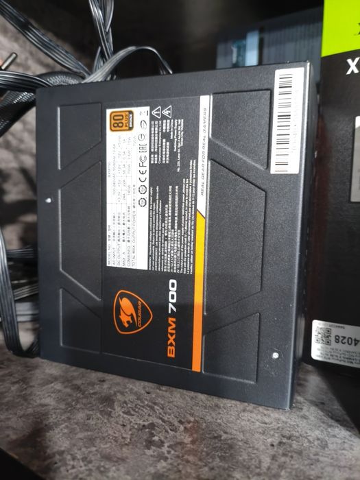 Блок питания коугар bxm700