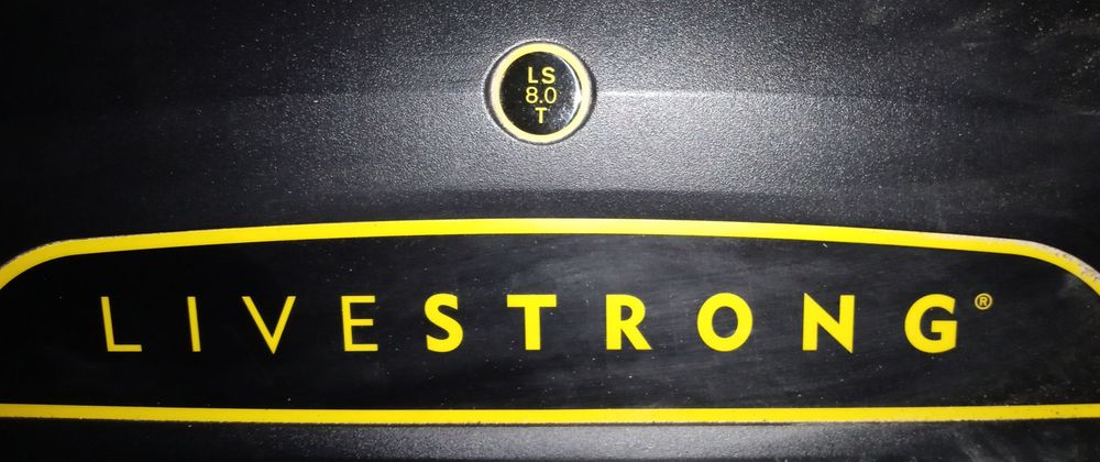Бягаща аптека Livestrong 8.0T