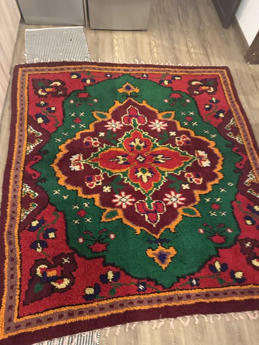 Ръчно тъкан родопски китеник