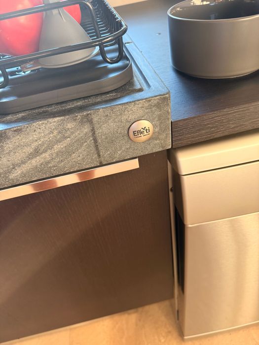 Продава се луксозна италианска кухня Effeti Cucine