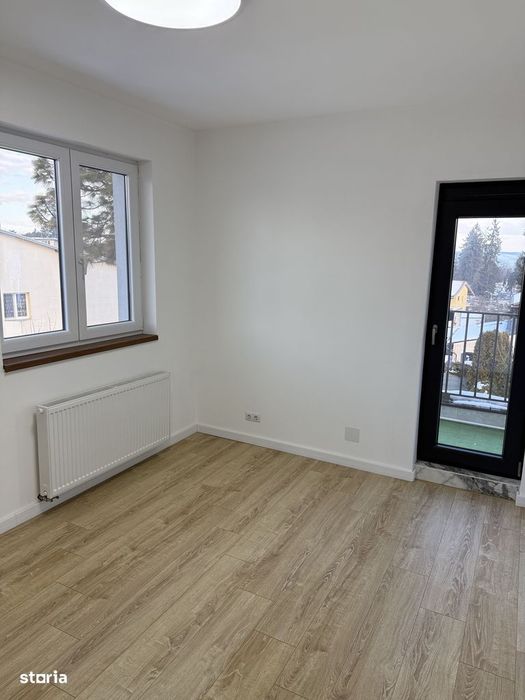 Proprietar vând apartament 3 camere