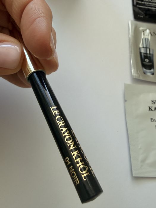 Чисто нов комплект Lancome спирала за очи за обем, молив за очи и серум за почистване на грим плюс три мостри