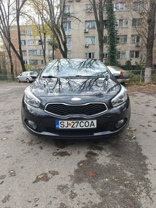 Vând  KIA Ceed 1.4