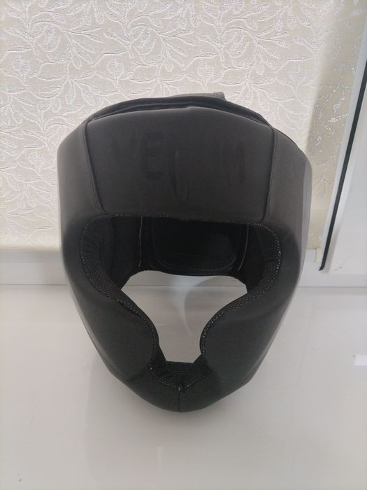 Шлем боксерские VENUM размер L