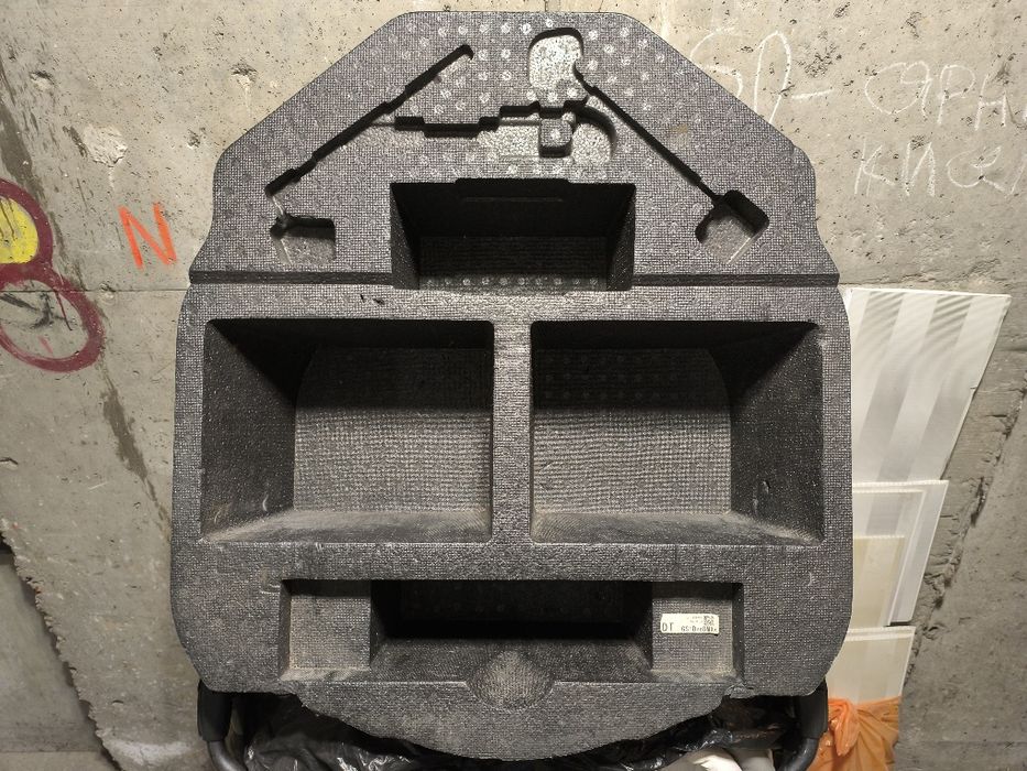 Корито за багажник за Мазда 6 GH 2011 седан.