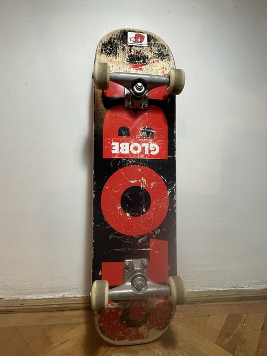 Skateboard Globe