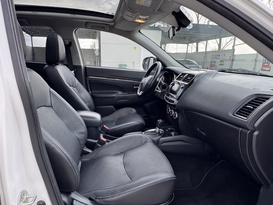 Mitsubishi Asx Automat/panorama/keyless/xenon/camera/piele/4x4/garanti
