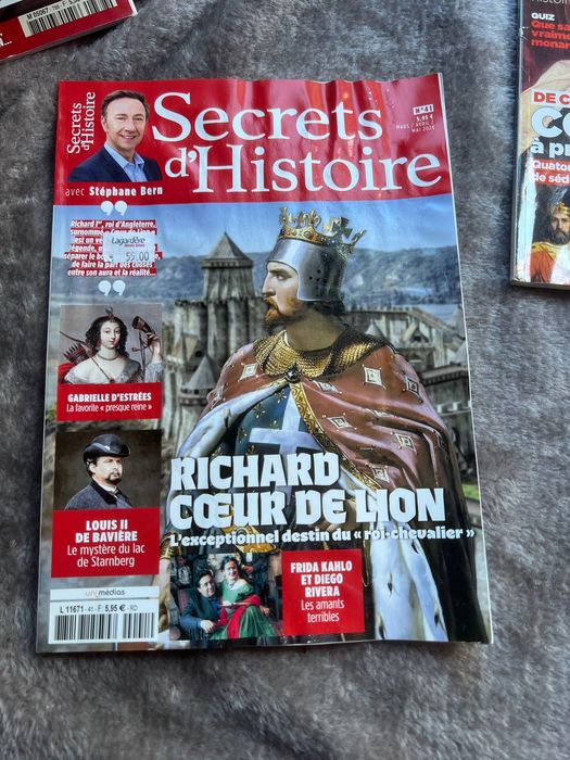Lot 9 reviste Secrets d'Histoire (în limba franceză) - Stéphane Bern