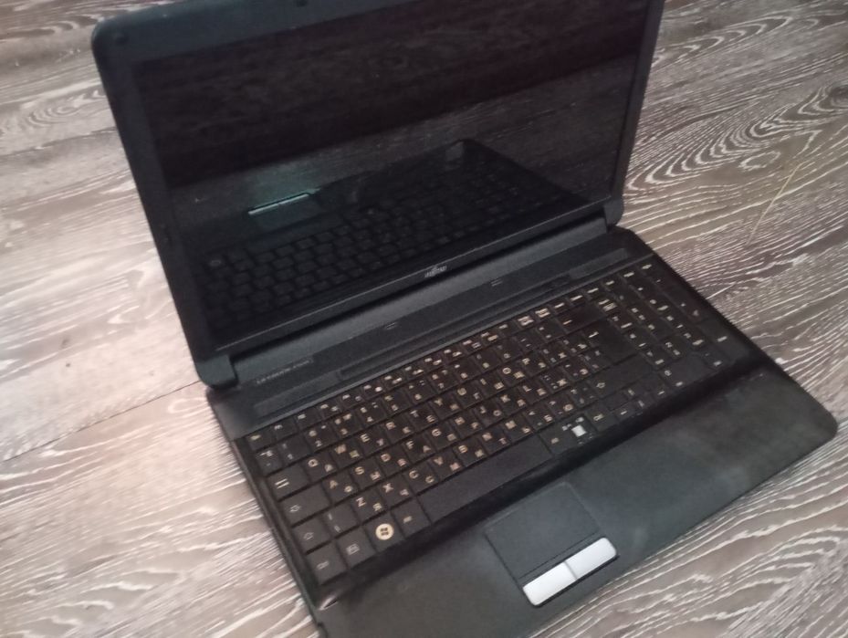 Прадам нодбук Fujitsu