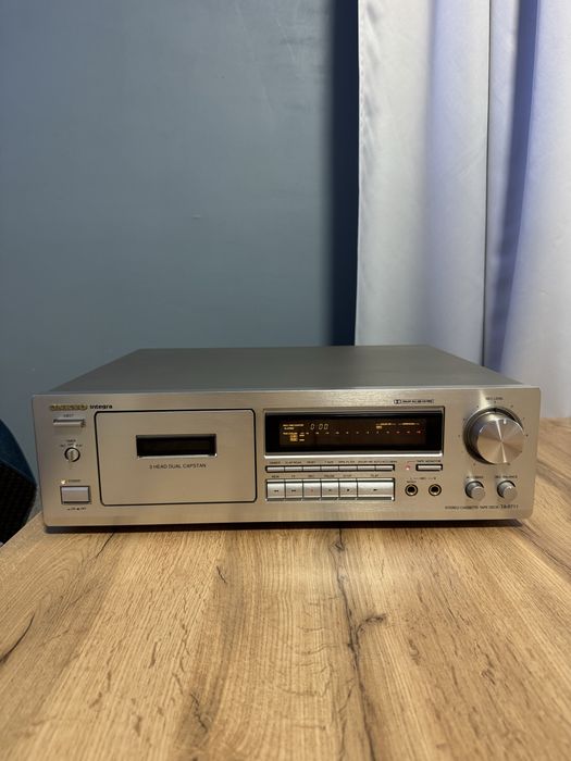 Vand Deck Onkyo integra TA-6711