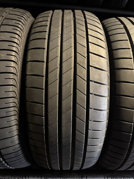 Anvelope 235/55/17 Bridgestone