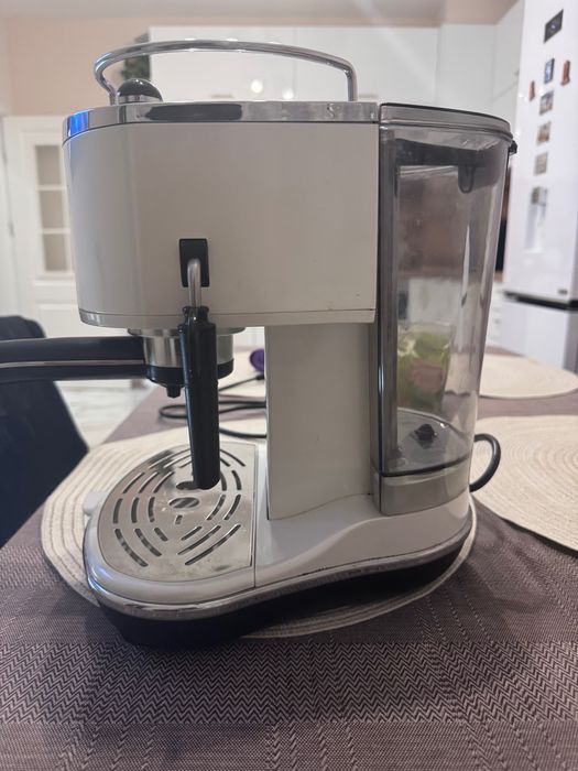 Кафе машина De'Longhi Icona Micalite (ECO 311) – Перфектно състояние