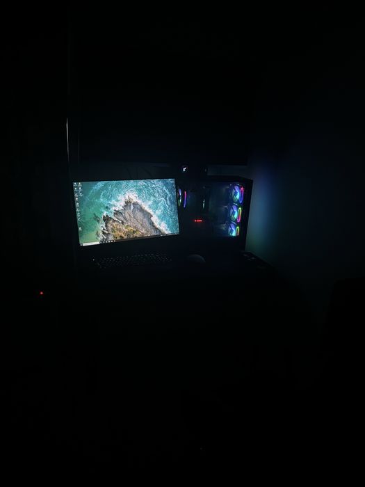 desktop PC gaming complet + periferice + monitor 240 hz