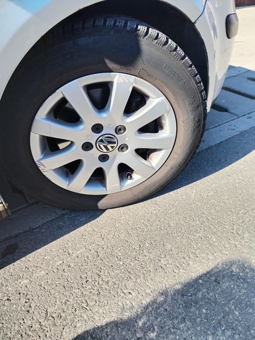Vând schimb vw Golf 5 plus 1.9 Tdi cp 105
