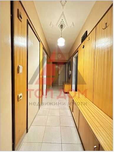 Дава се под наем Четиристаен апартамент в Варна, Цветен квартал - 100 кв.м за 459 € - Снимка #4