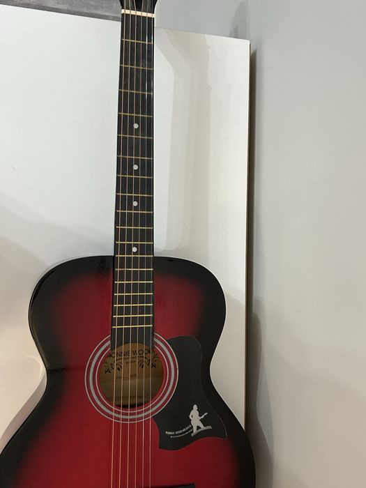 Гитара акустическая RONNIE WOOD