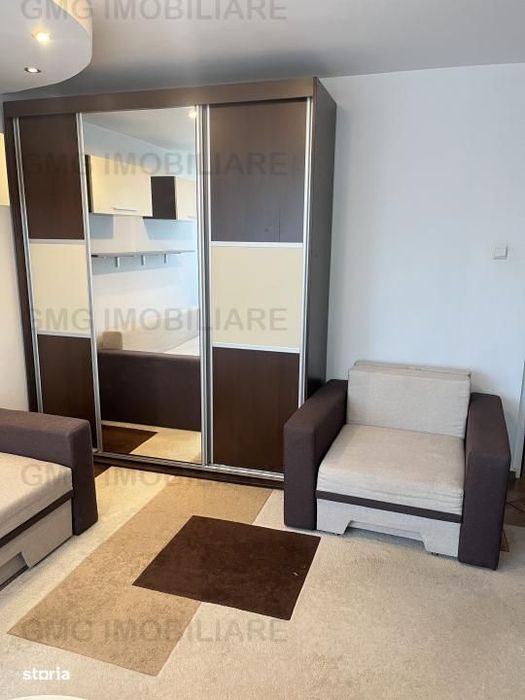 Garsoniera zona Obor