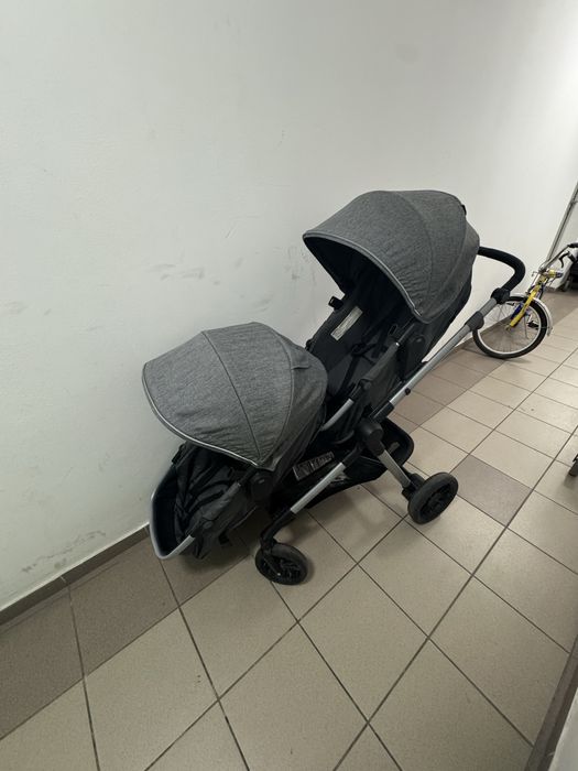 Коляска для двойняшек !