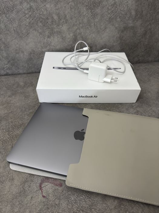 MacBook Air 13 2020 M1