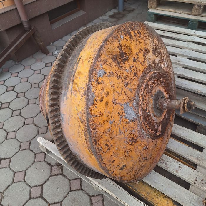 Груша на бетономешалку