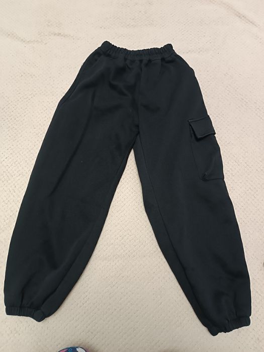Продам костюм спортивный