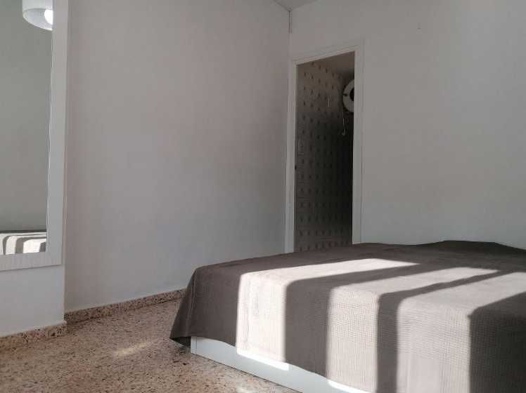 Дава се под наем Двустаен апартамент в Пловдив, Мараша - 64 кв.м за 270.3 € - Снимка #1