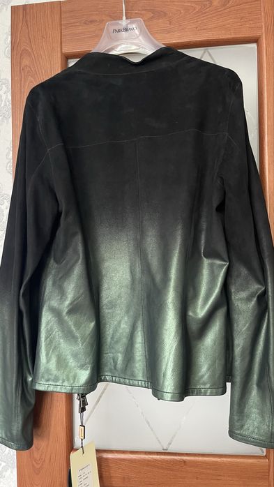 Продам кожаную куртку