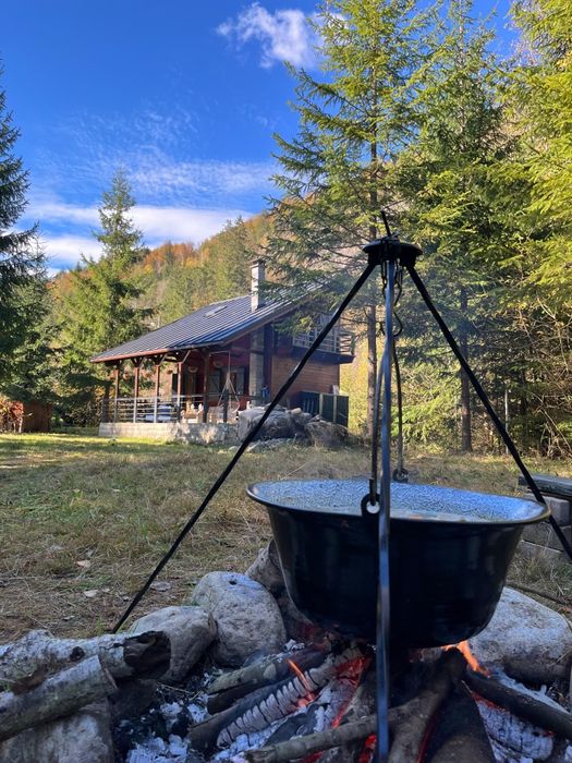 Inchiriez cabana Valea Draganului
