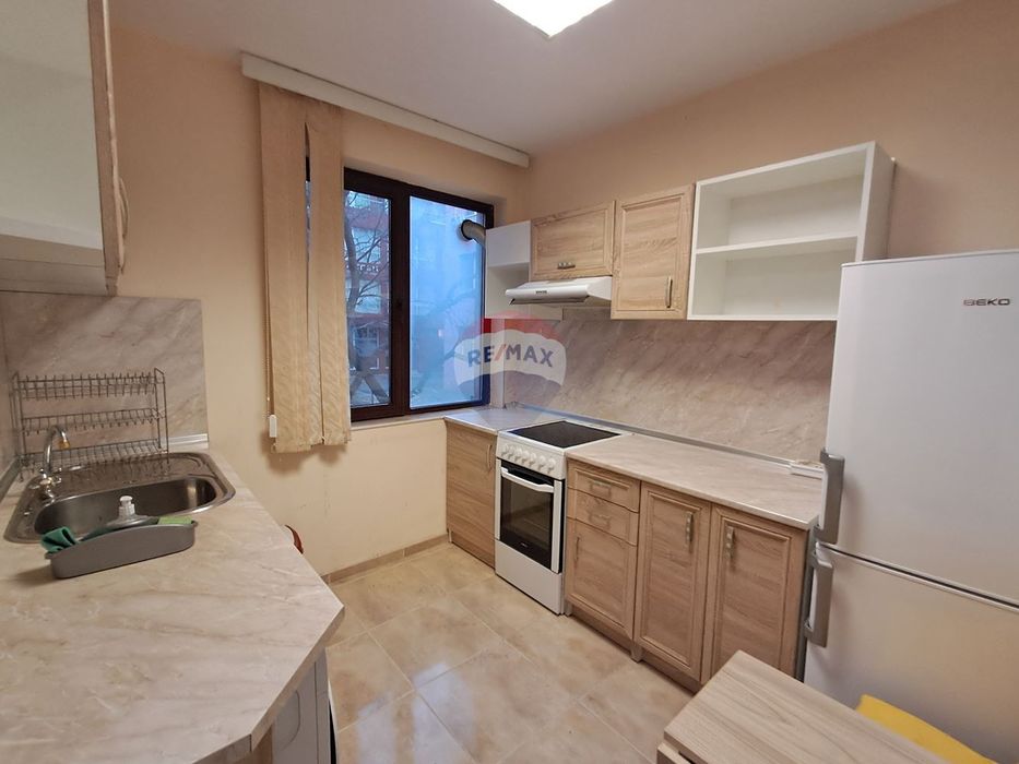 Дава се под наем Двустаен апартамент в Варна, Спортна зала - 54 кв.м за 398.82 € - Снимка #1