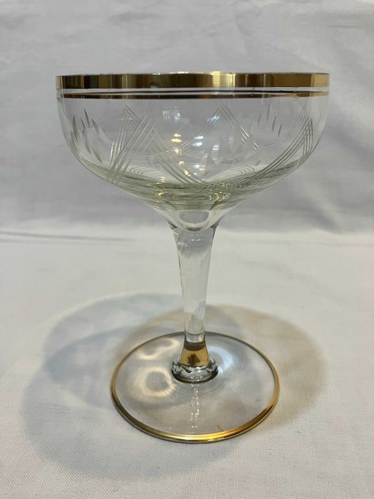 Ретро кристални и стъклени сервизи за вино/шампанско