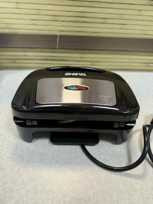 Тостер за сандвичи YASHE