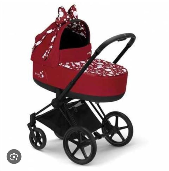 Cybex Priam red jeremy scott  кош за новородено