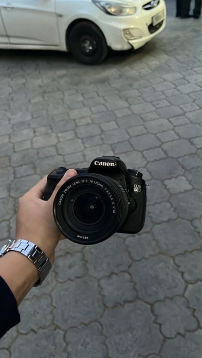 Продам canon 60d и canon 1100d