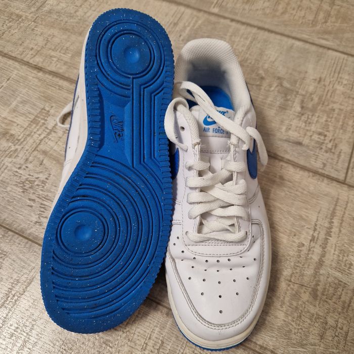 Adidasi nike air force