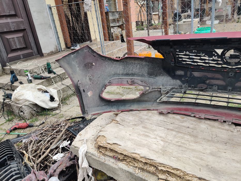 Предна броня със решетка за Opel Astra kombi 2017 г