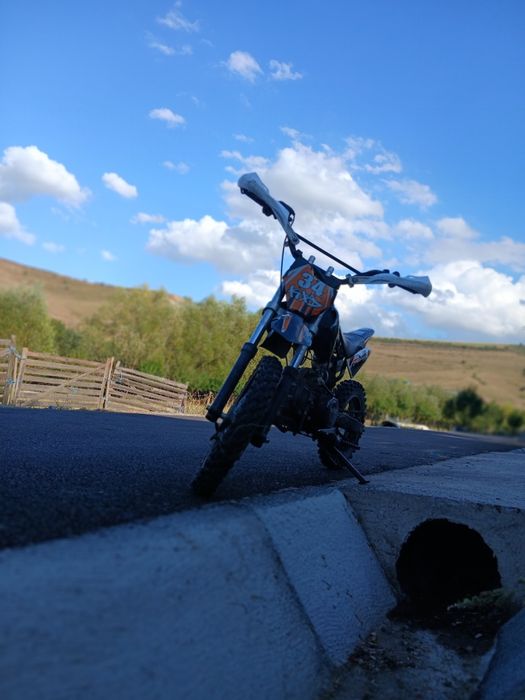 Vând cross kxd de 125cm³