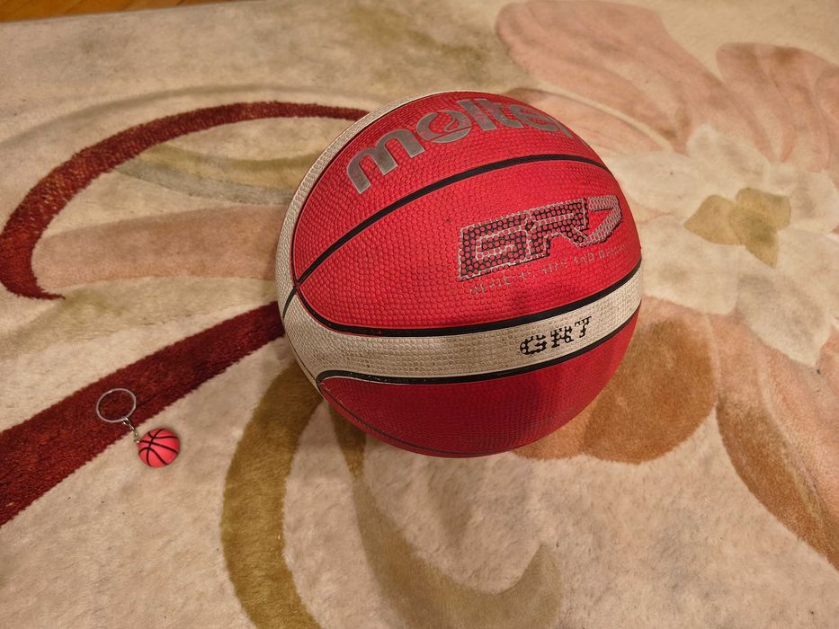 Minge baschet Molten GR7 bonus breloc minge baschet