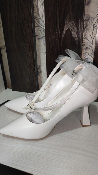 Poshnali tufli sifatli