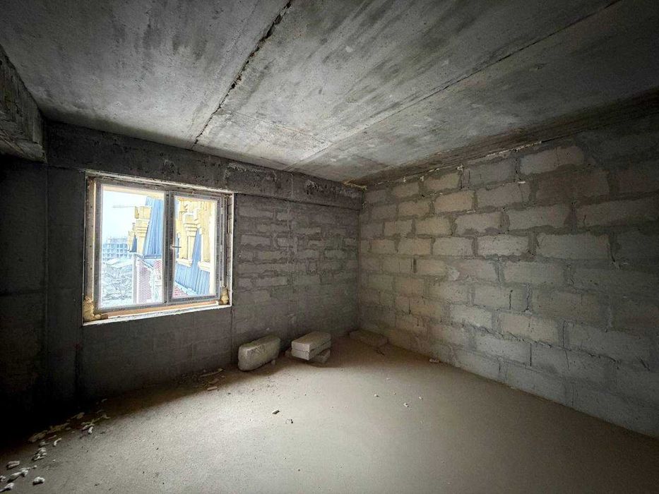 Продаётся 3х комнатная квартира в состоянии коробки ВЫГОДНО