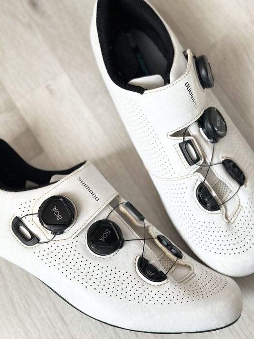 Pantofi ciclism Shimano SH-RC701, in stare excelenta, aproape noi