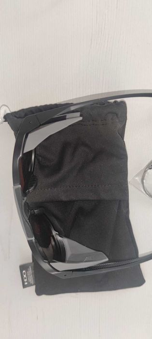 Слънчеви очила Oakley  и Oakley HSTN стъкла за спортни очила Dynafit