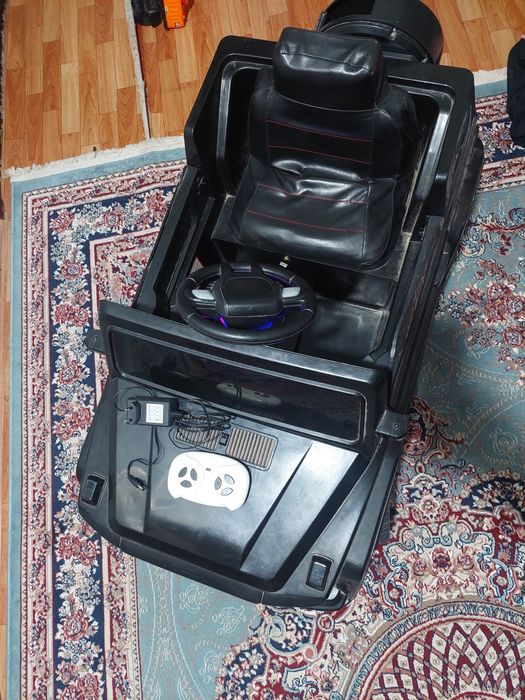 Детский электромобиль