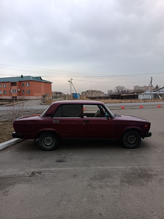 Продам Ваз 2107 карбюратор